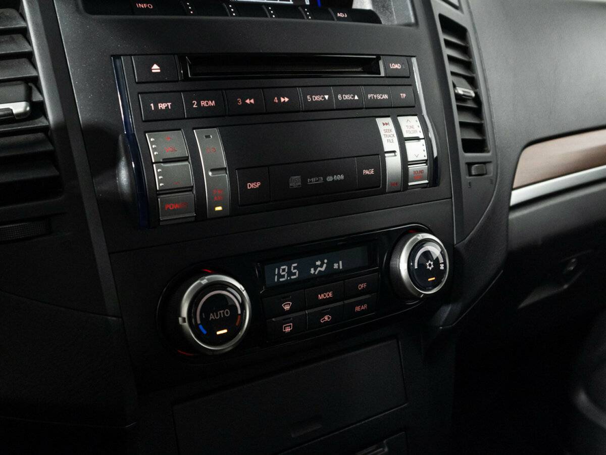 Mitsubishi Pajero, 2007 Фото №21