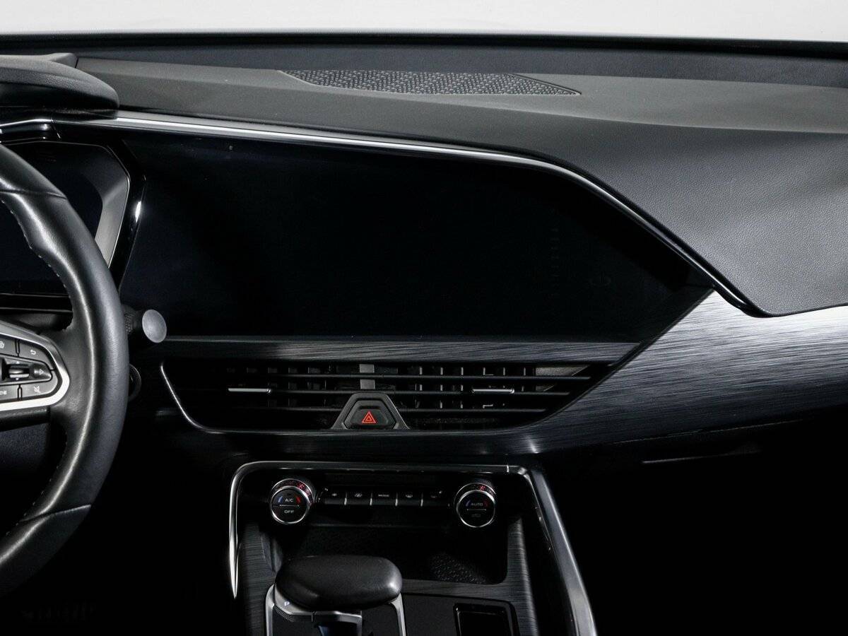 Geely Tugella, 2021 Фото №13