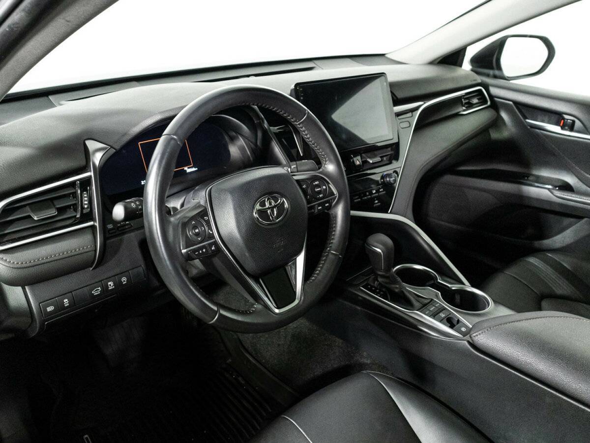 Toyota Camry, 2022 Фото №11