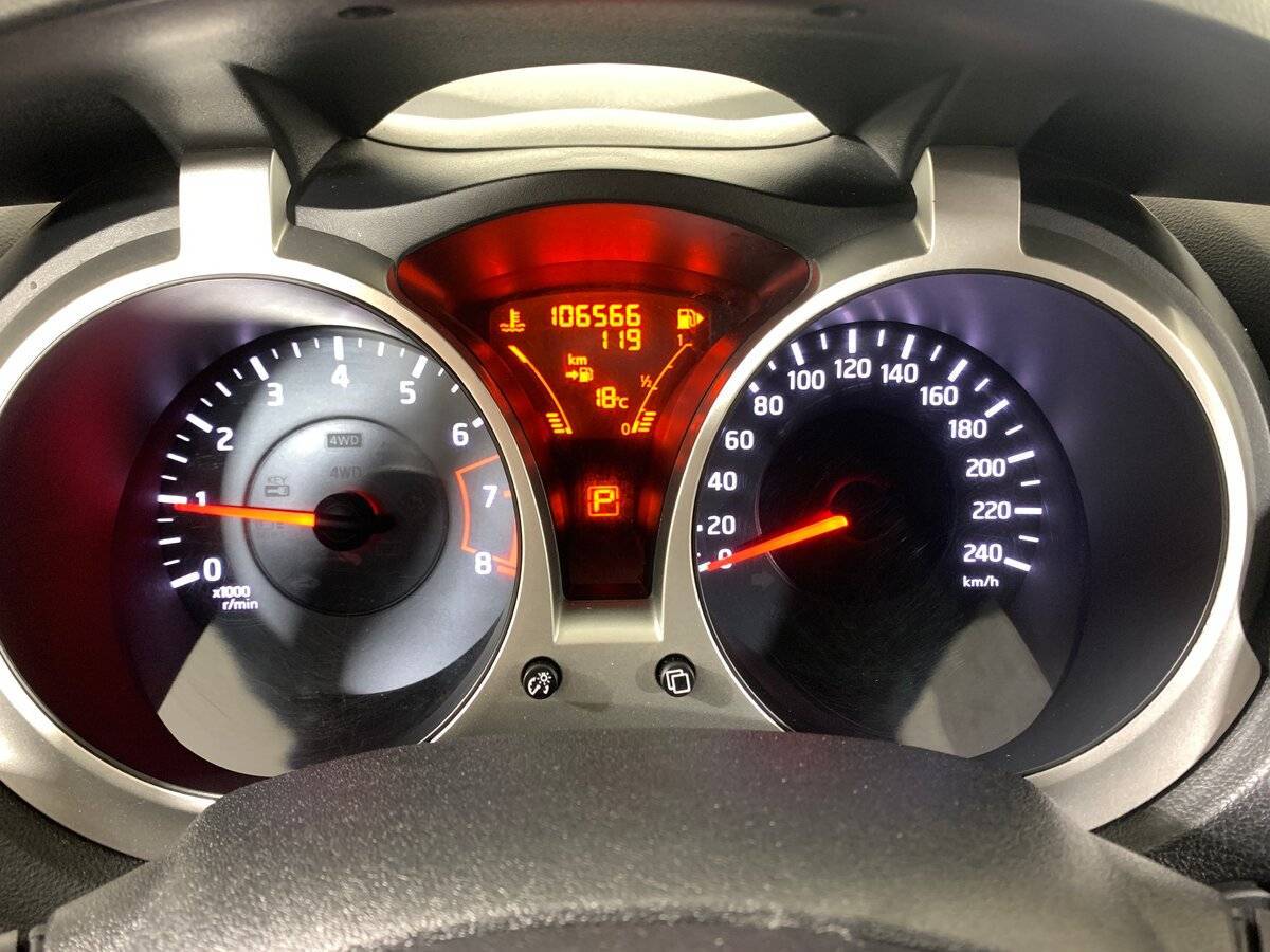 Nissan Juke, 2011 Фото №14