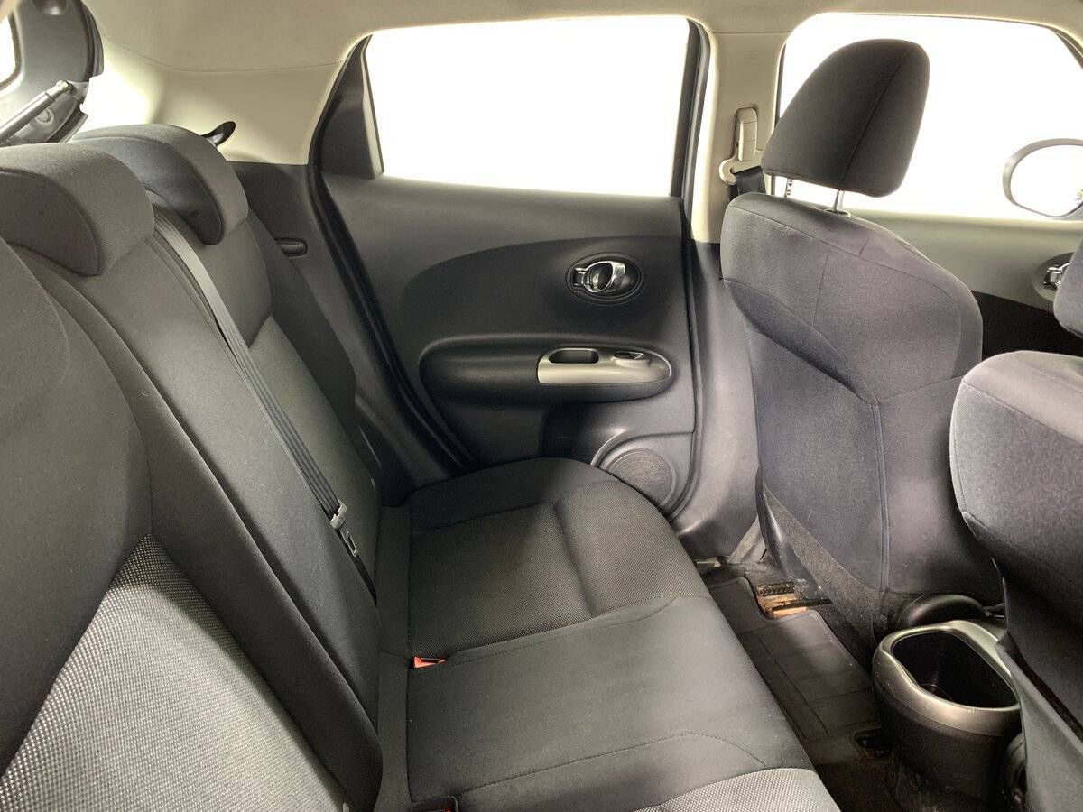 Nissan Juke, 2011 Фото №17