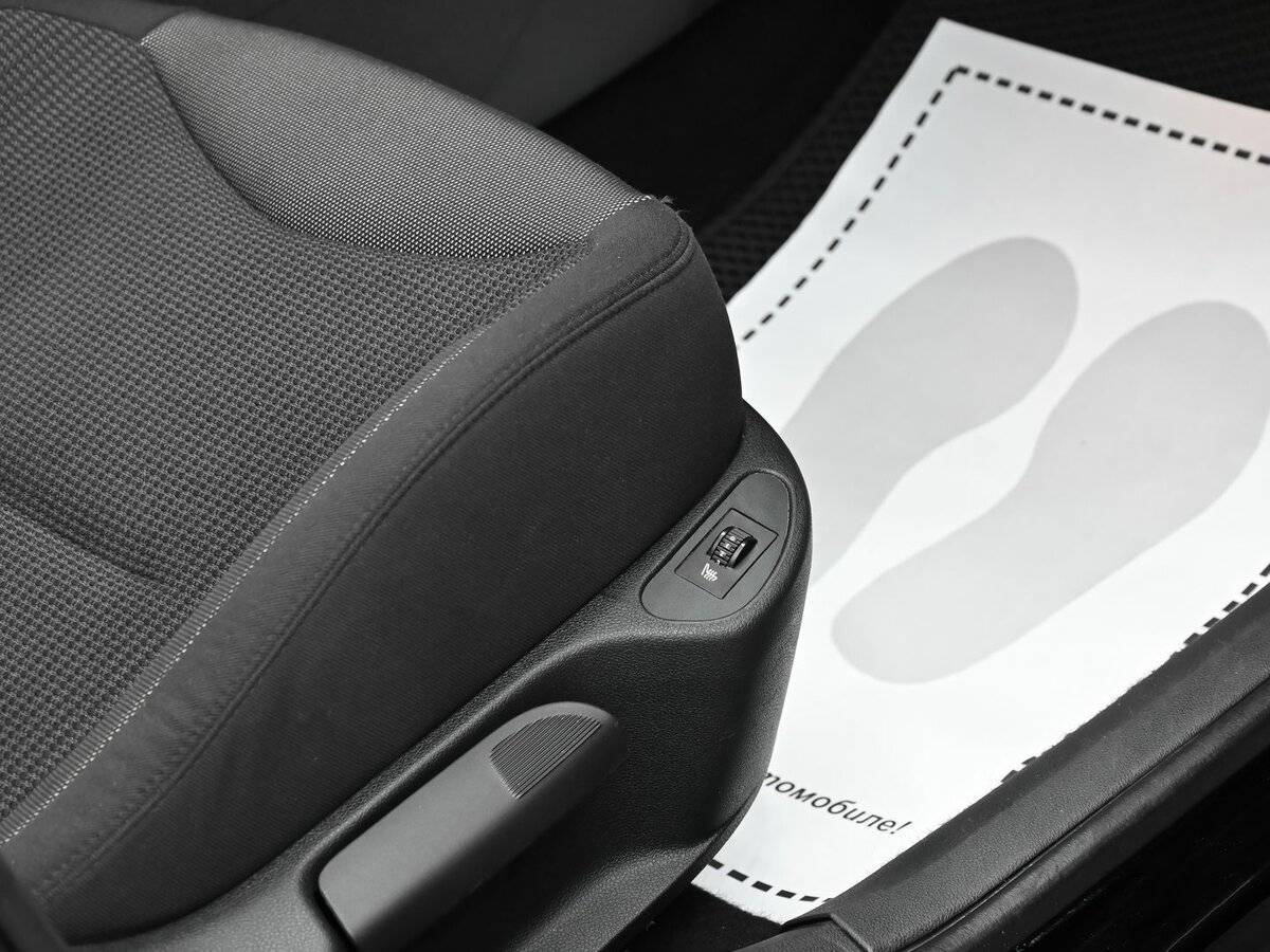 Peugeot 308, 2011 Фото №13