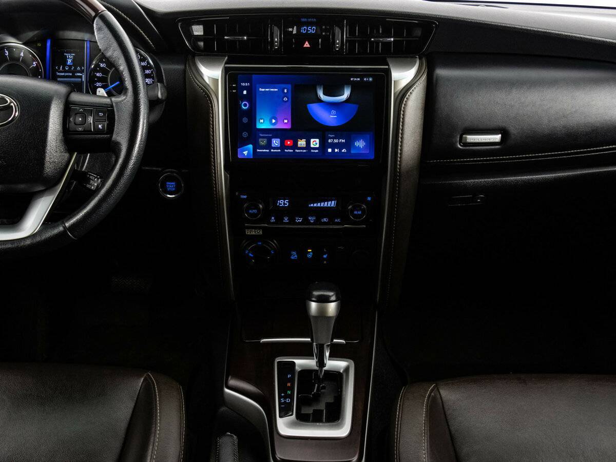 Toyota Fortuner, 2018 Фото №15