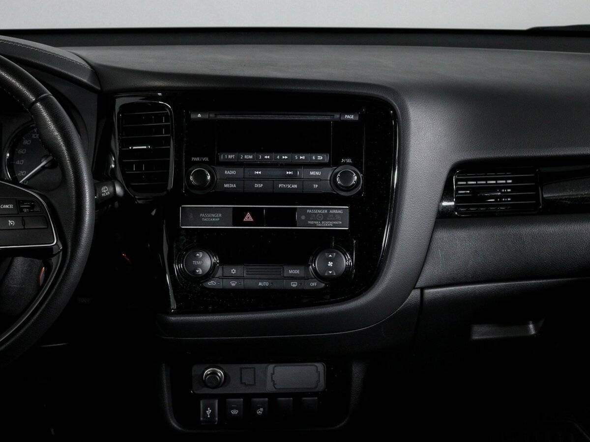 Mitsubishi Outlander, 2019 Фото №13