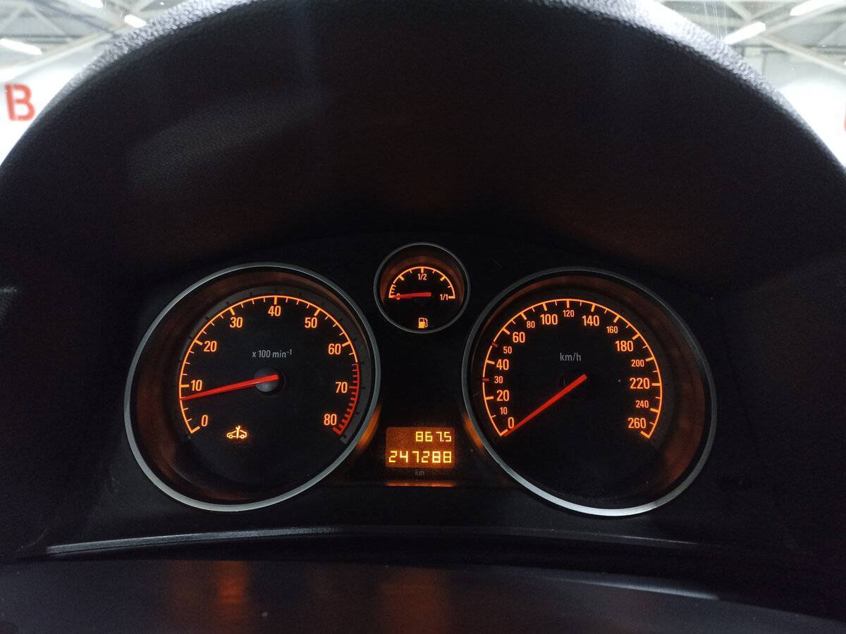 Opel Astra, 2011 Фото №13