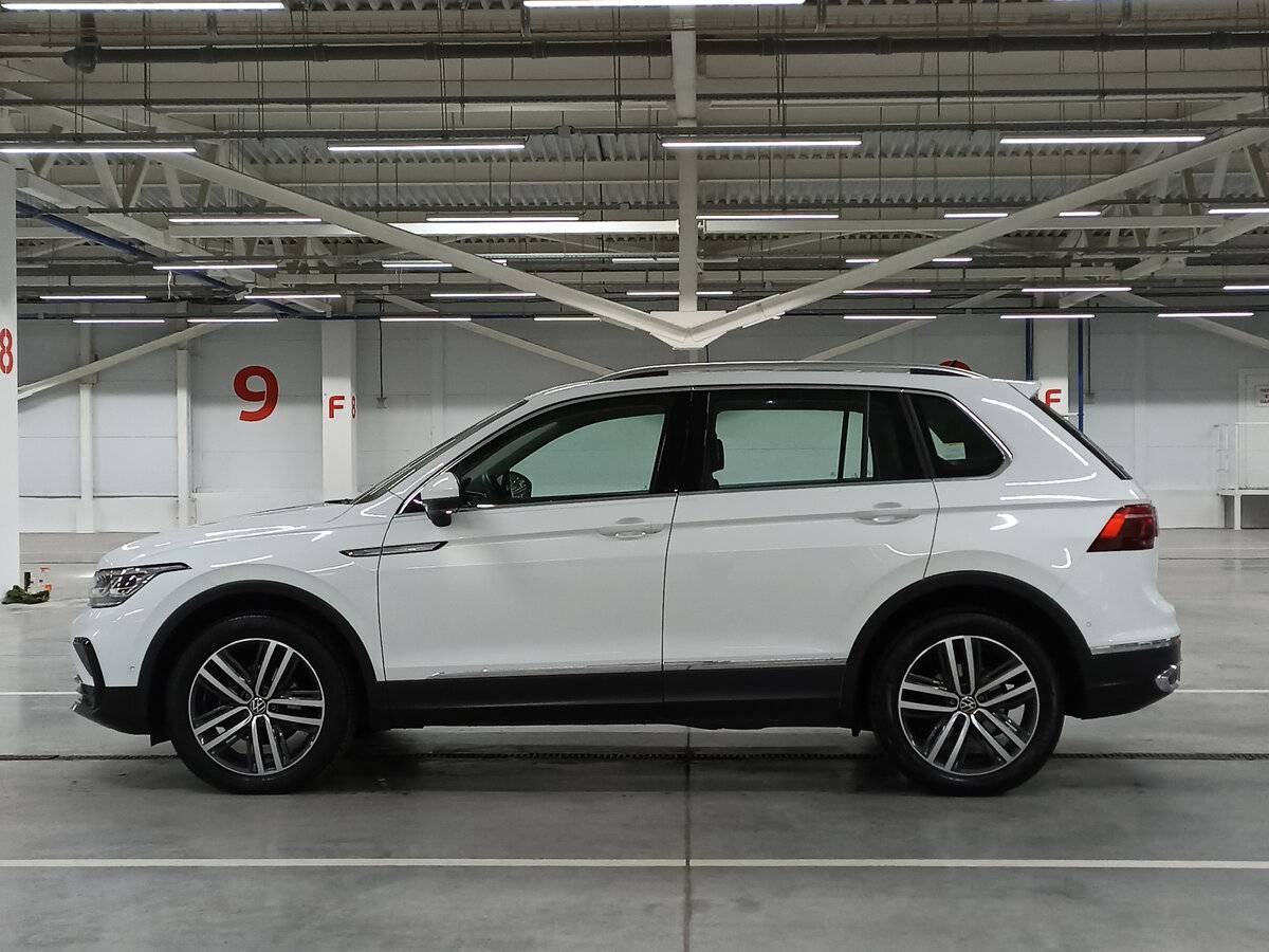 Volkswagen Tiguan, 2022 - 23 141 км. | Фото №8