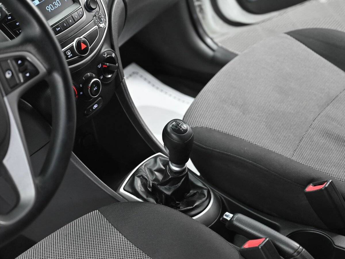 Hyundai Solaris, 2011 Фото №11