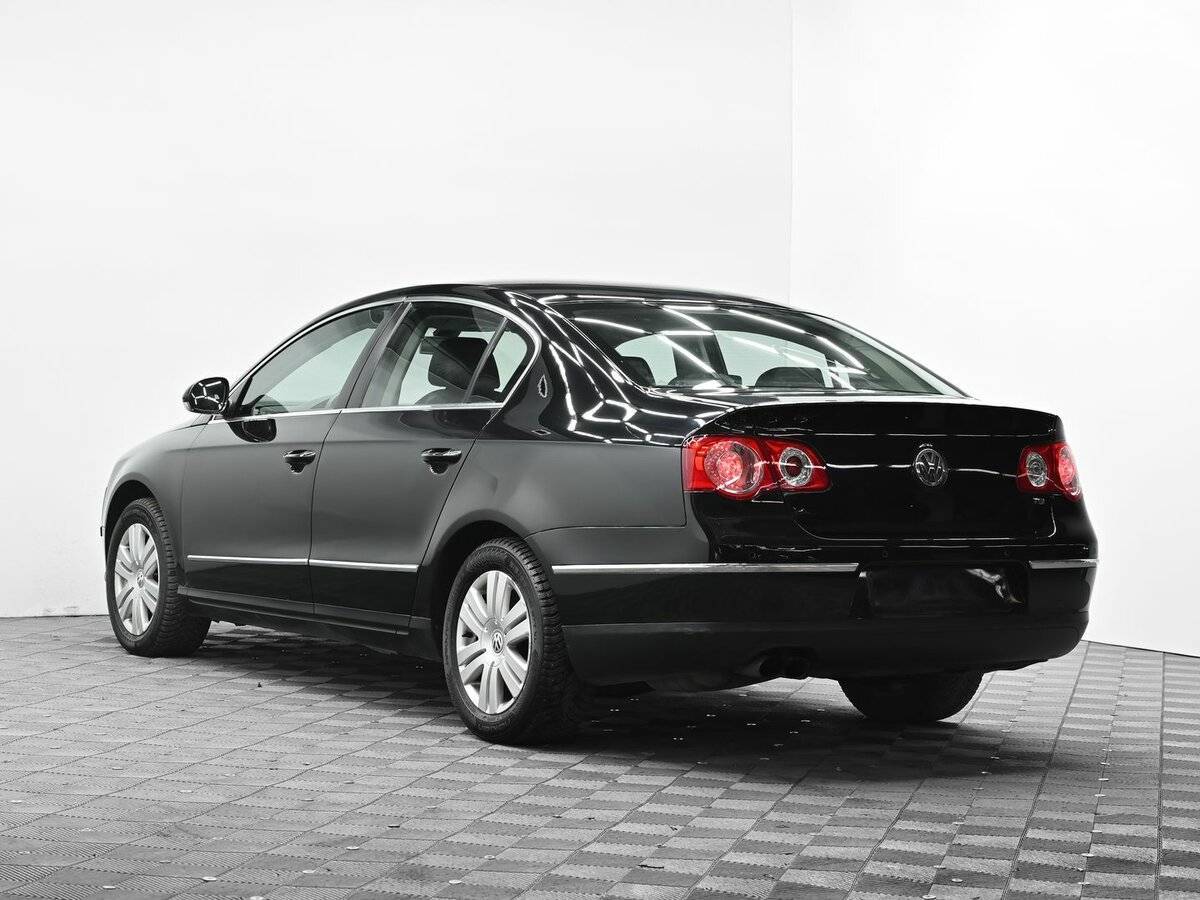 Volkswagen Passat, 2010 - 186 000 км. | Фото №3