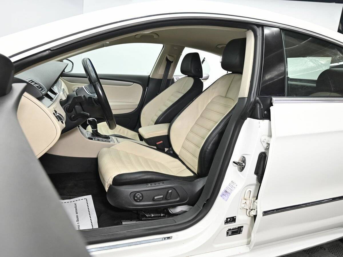 Volkswagen Passat CC, 2011 - 187 000 км. | Фото №6