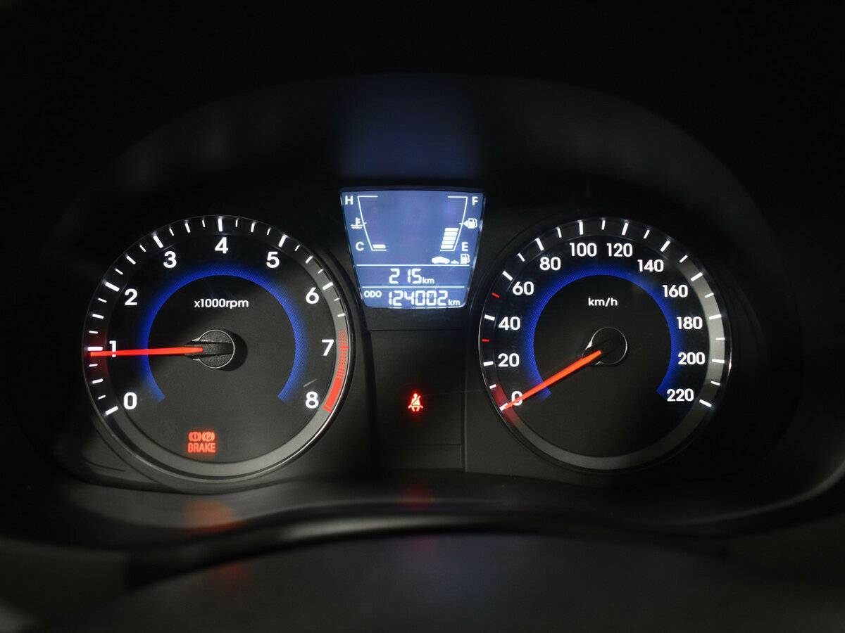 Hyundai Solaris, 2011 Фото №13