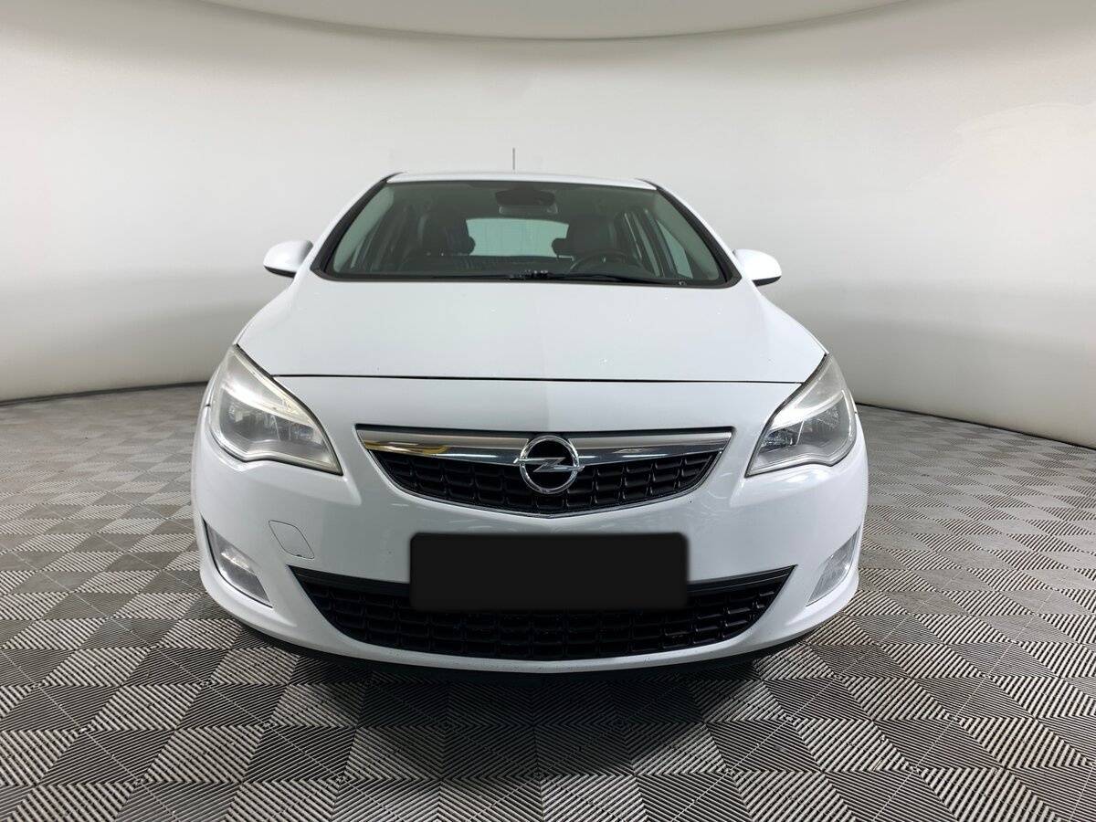 Opel Astra, 2011 - 131 254 км. | Фото №2