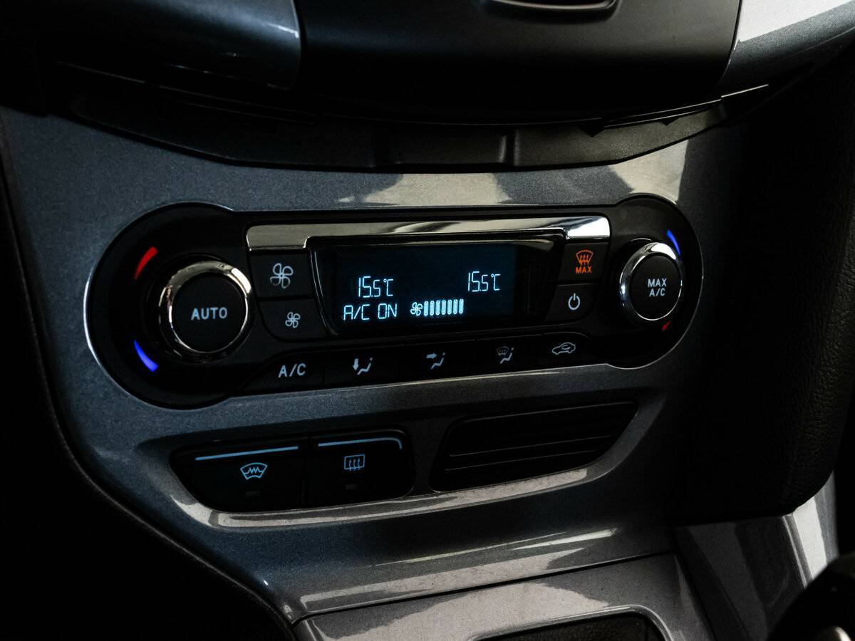 Ford Focus, 2011 Фото №10