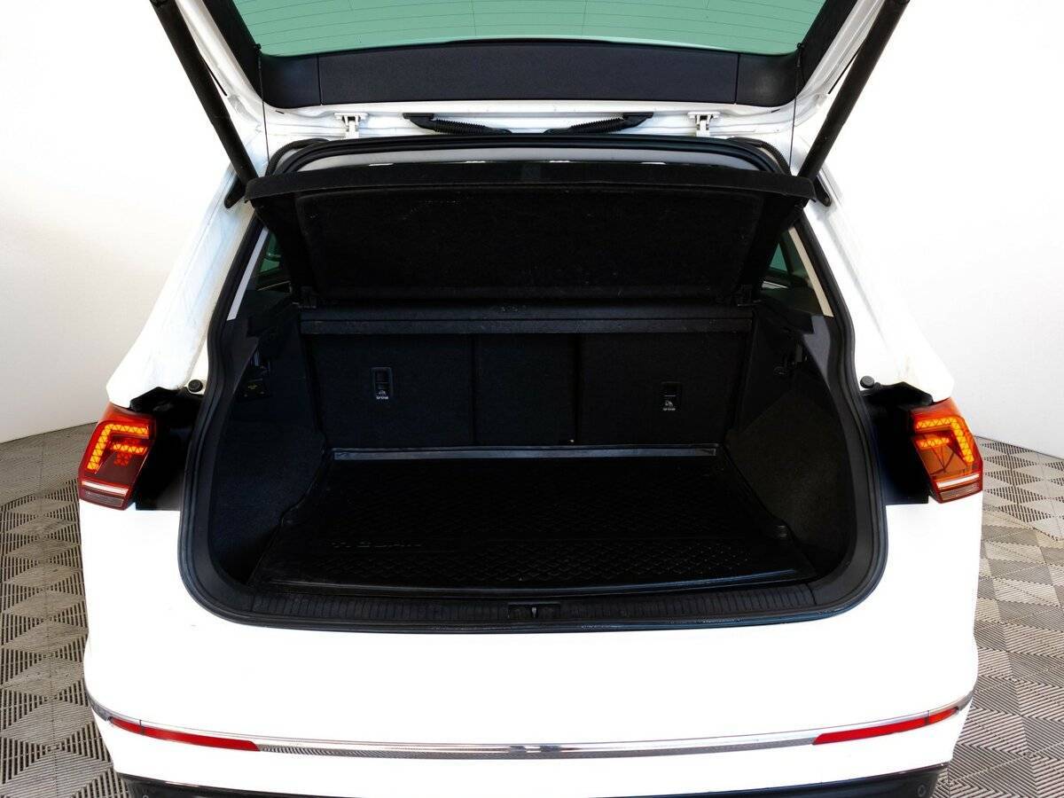 Volkswagen Tiguan, 2017 Фото №25