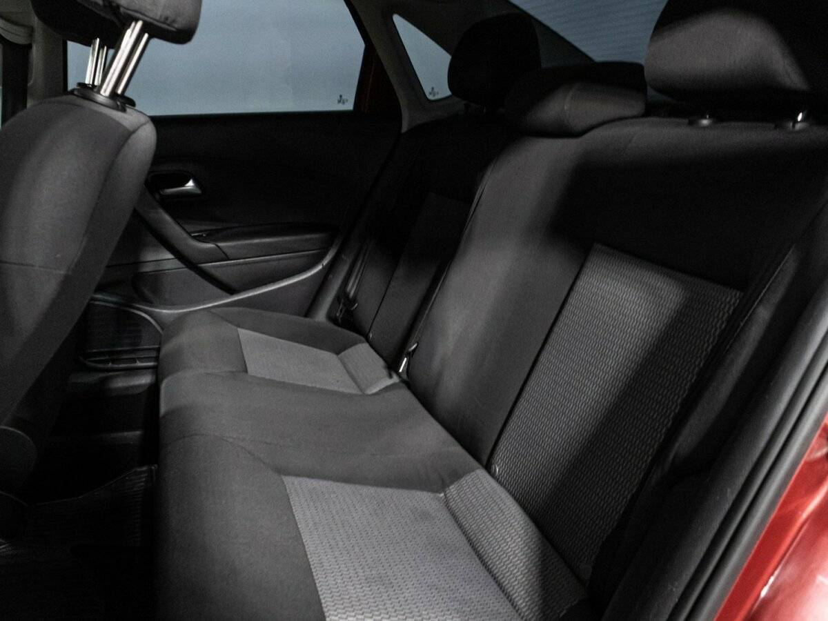 Volkswagen Polo, 2010 Фото №10