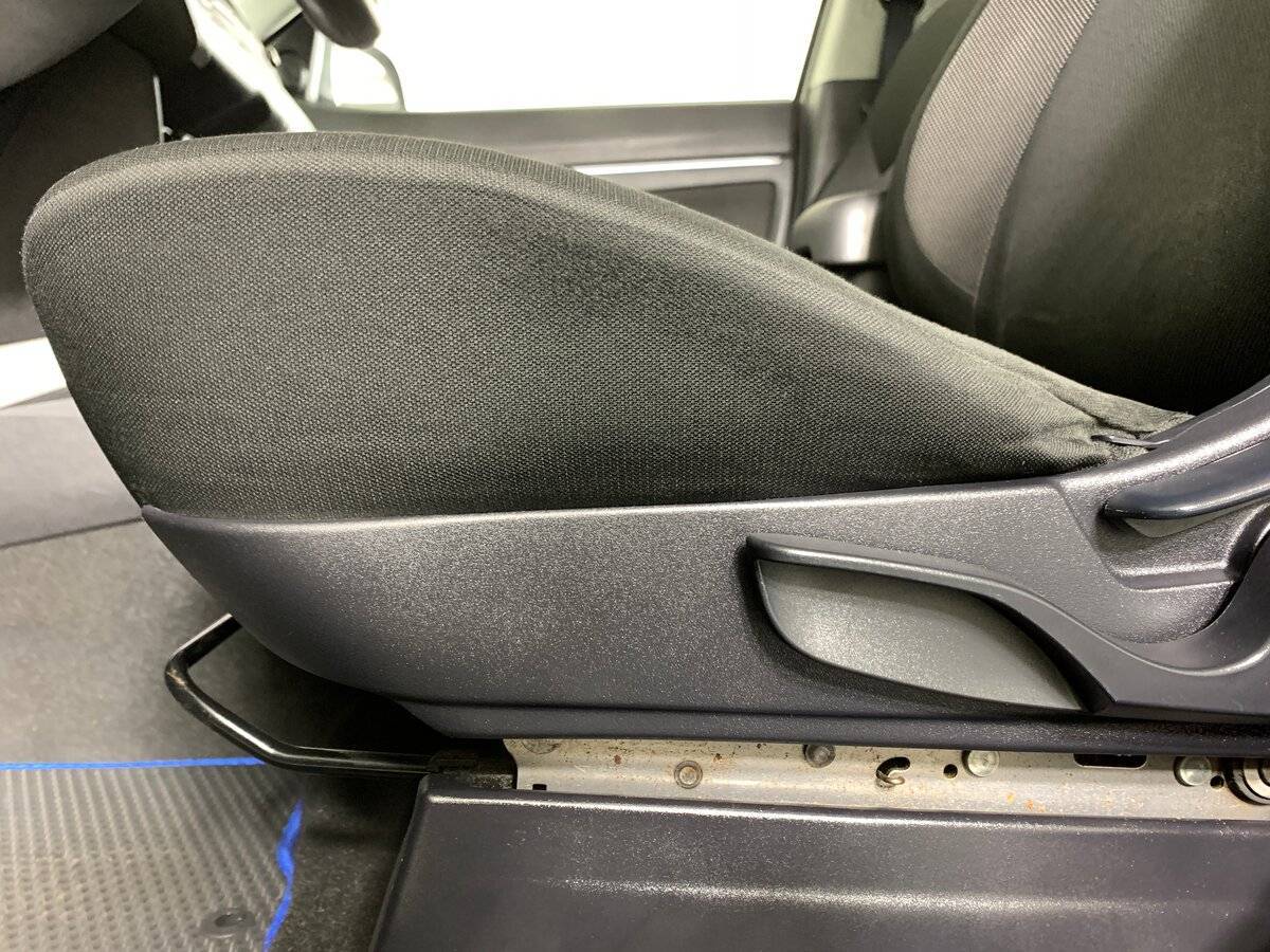 Mitsubishi ASX, 2011 Фото №16