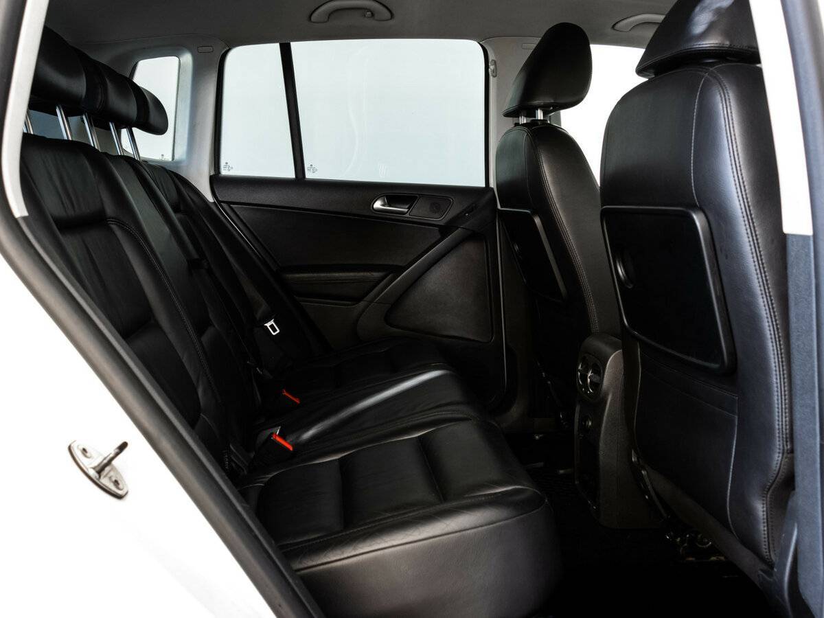 Volkswagen Tiguan, 2010 Фото №13