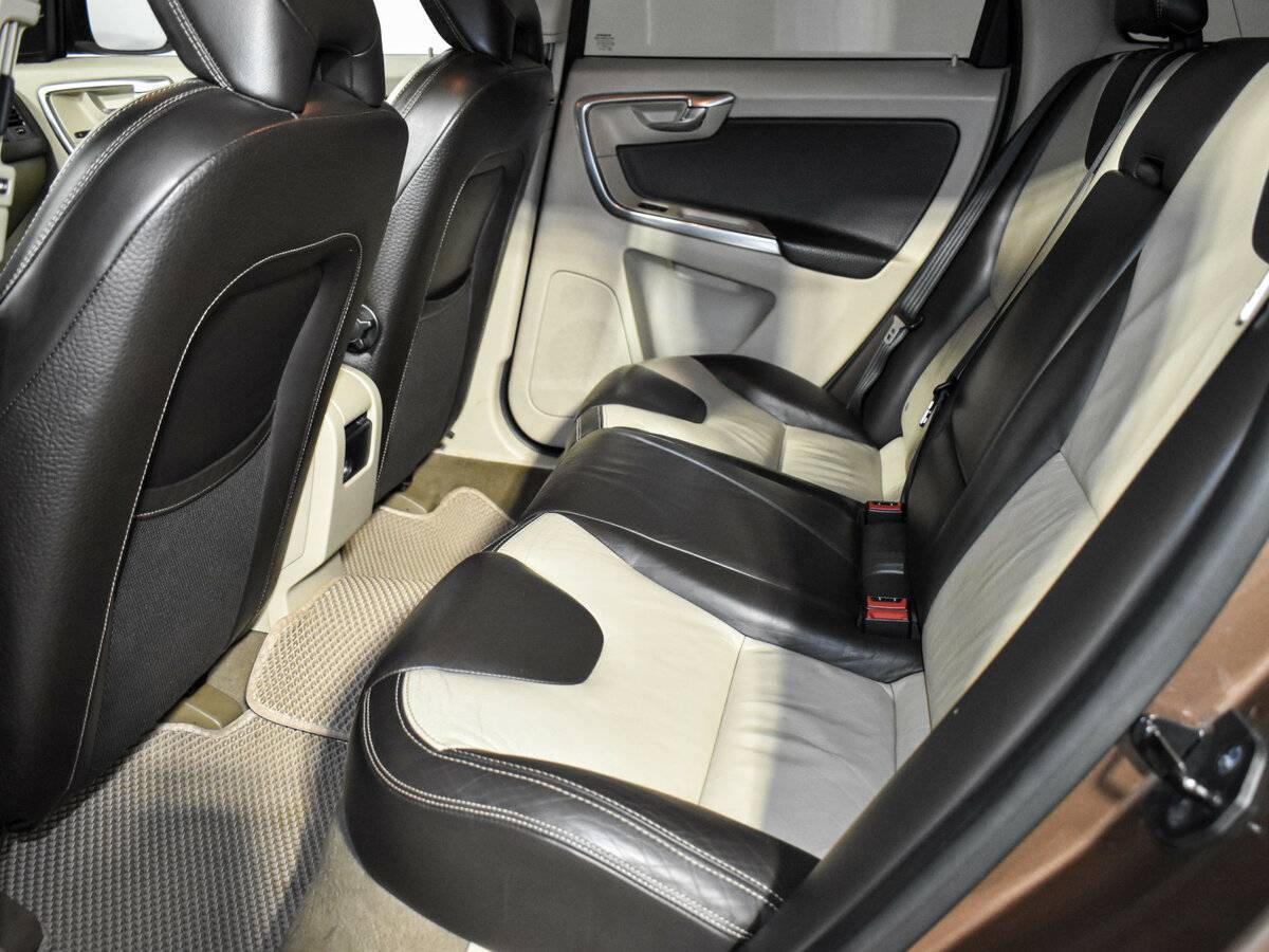 Volvo XC60, 2011 Фото №21