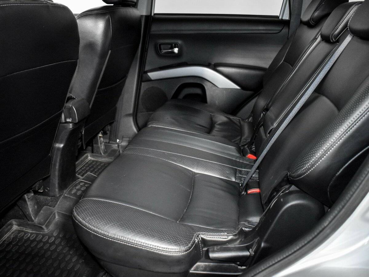 Mitsubishi Outlander, 2011 Фото №12