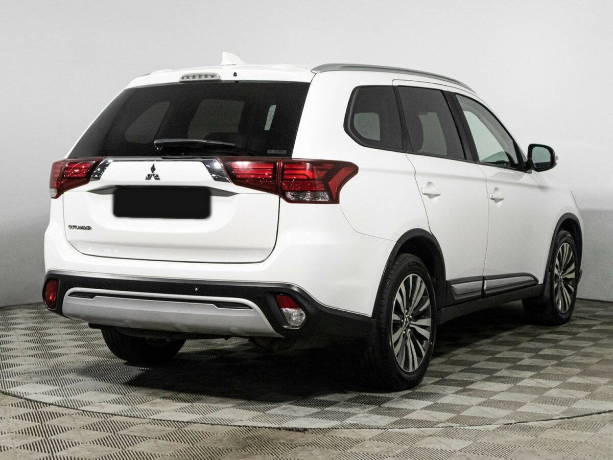 Mitsubishi Outlander, 2020 - 110 000 км. | Фото №5