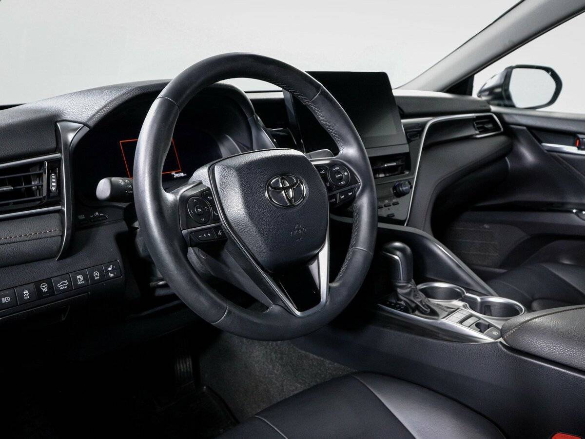 Toyota Camry, 2023 Фото №14