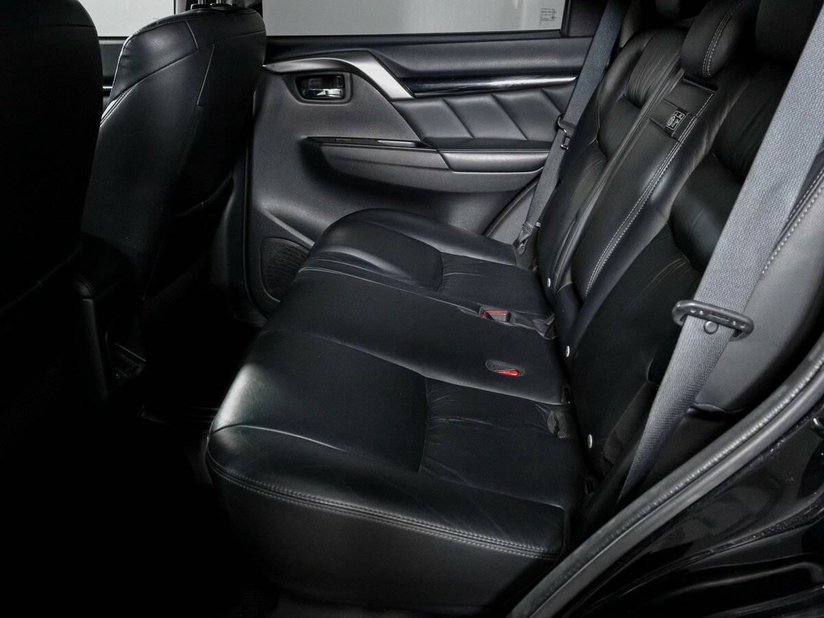 Mitsubishi Pajero Sport, 2020 Фото №8