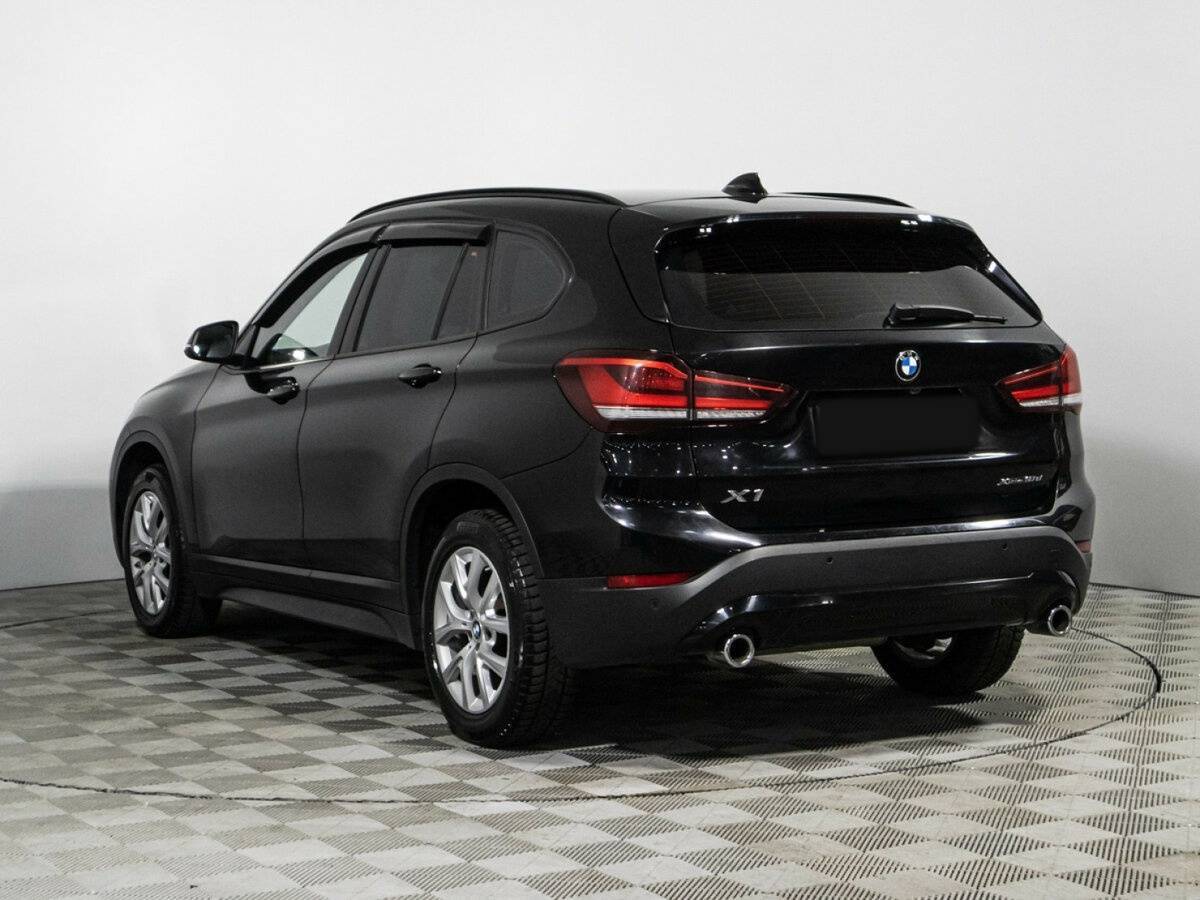 BMW X1 18d xDrive, 2021 Фото №7