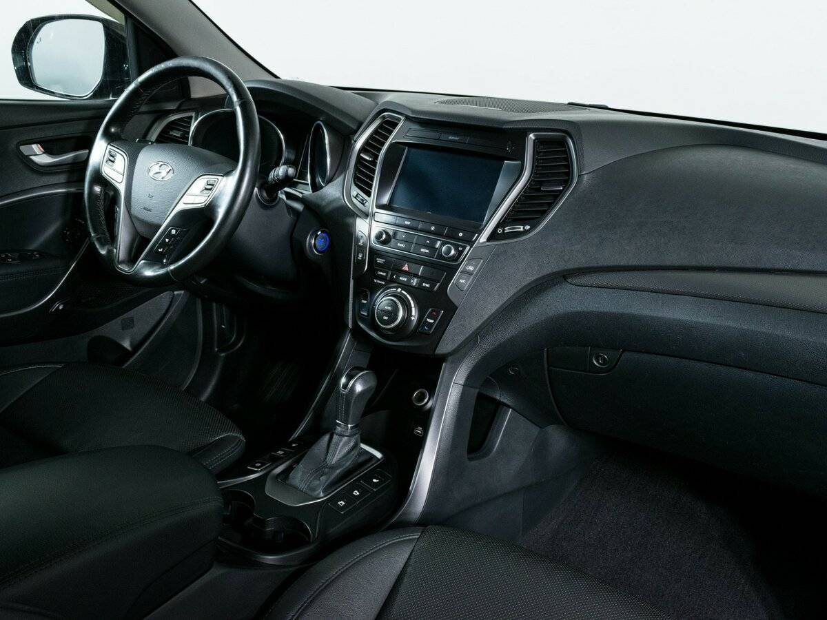 Hyundai Santa Fe Grand, 2017 Фото №11