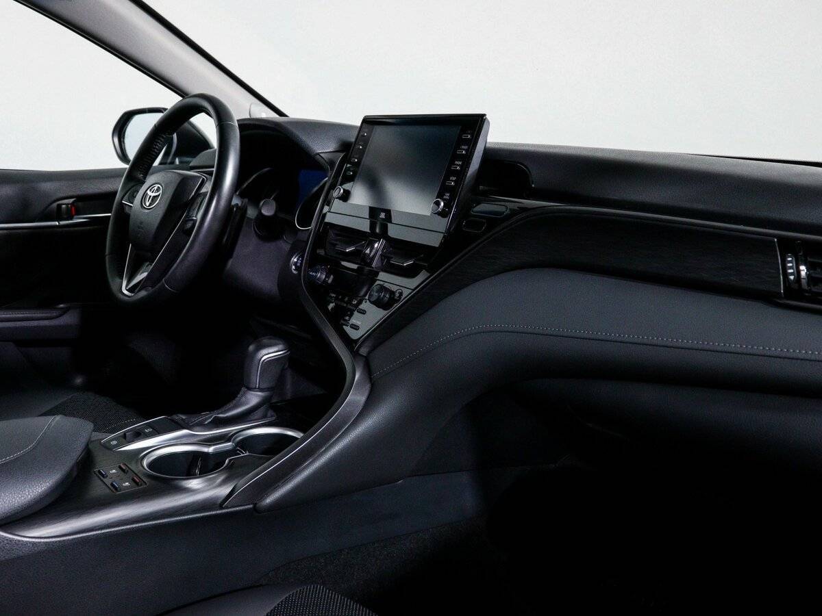 Toyota Camry, 2021 Фото №8