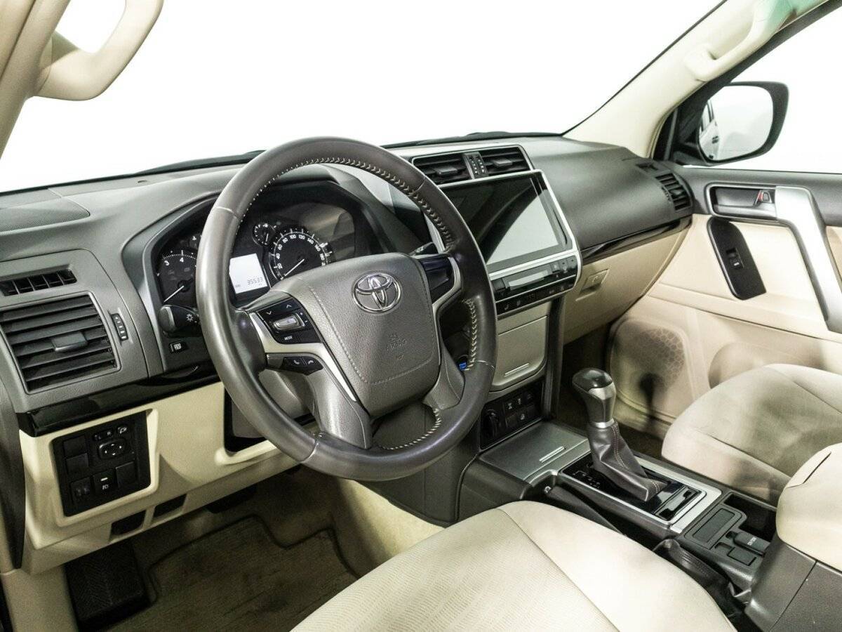 Toyota Land Cruiser Prado, 2022 Фото №11