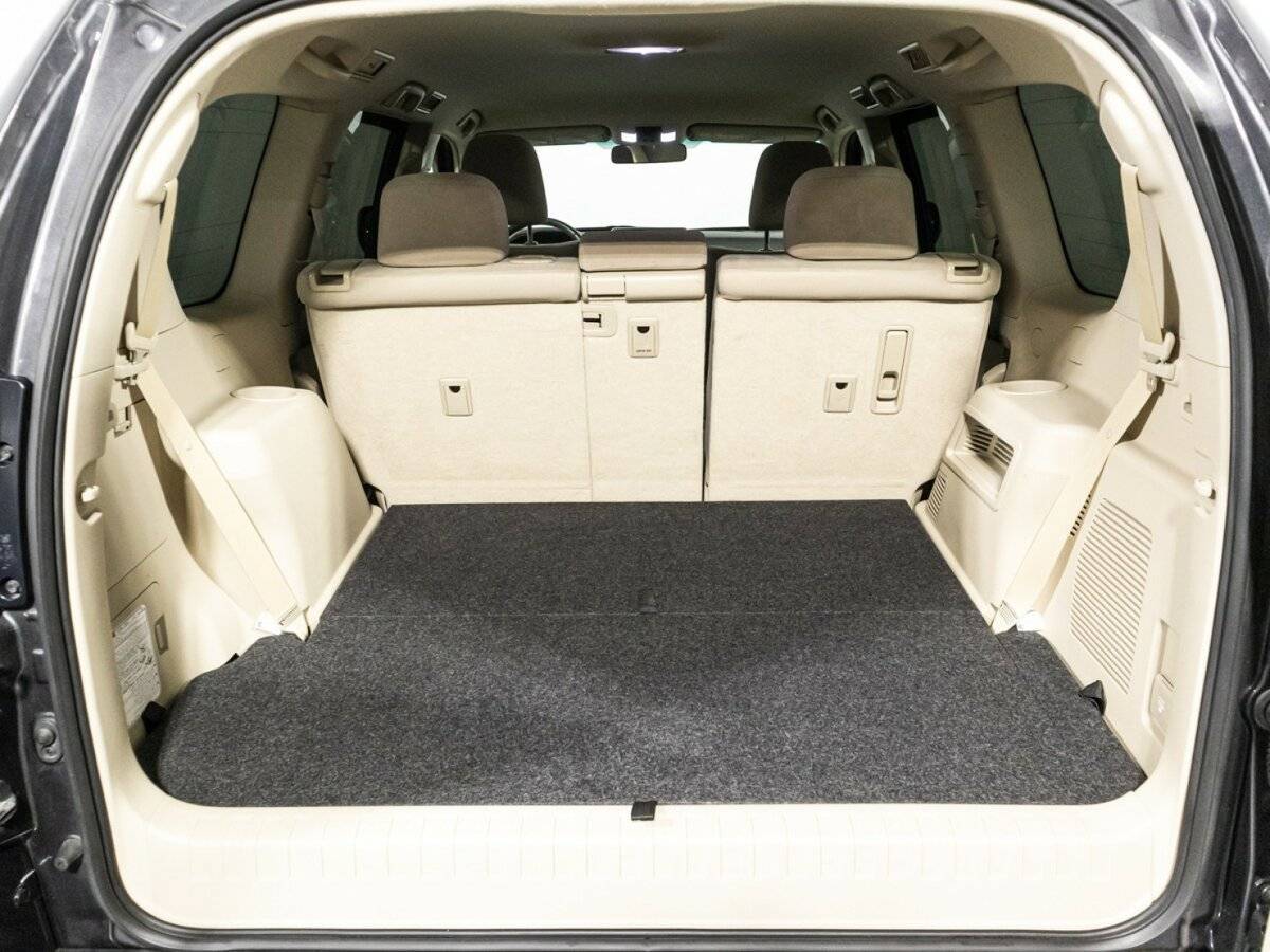 Toyota Land Cruiser Prado, 2022 Фото №15