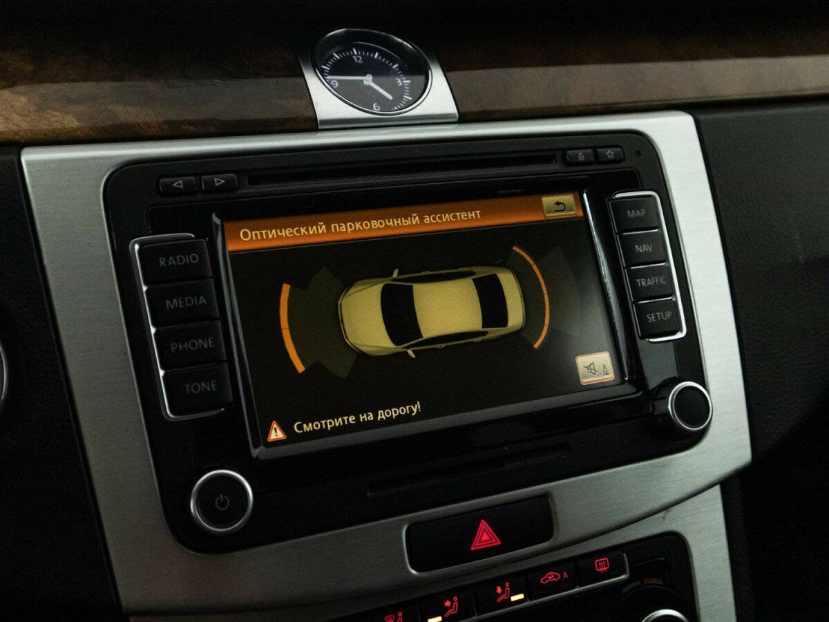 Volkswagen Passat, 2011 Фото №17