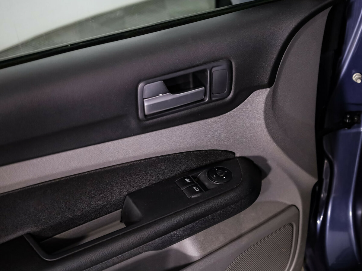 Ford Focus II Рестайлинг, 2009 Фото №17