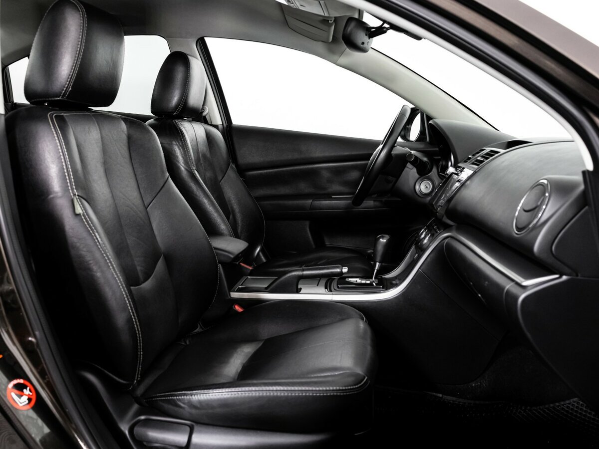 Mazda 6 II (GH) Рестайлинг, 2010 Фото №12