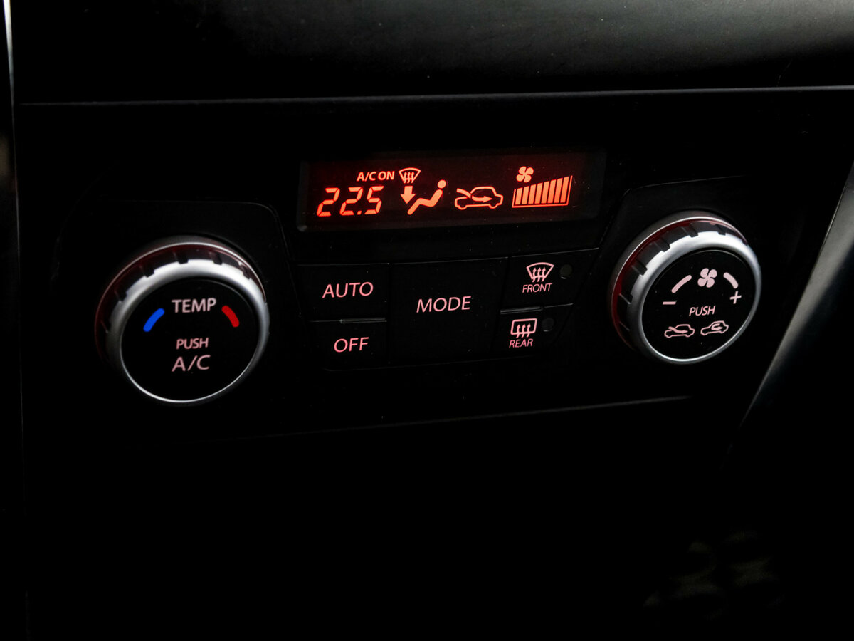 Suzuki SX4 I (Classic) Рестайлинг, 2010 Фото №13