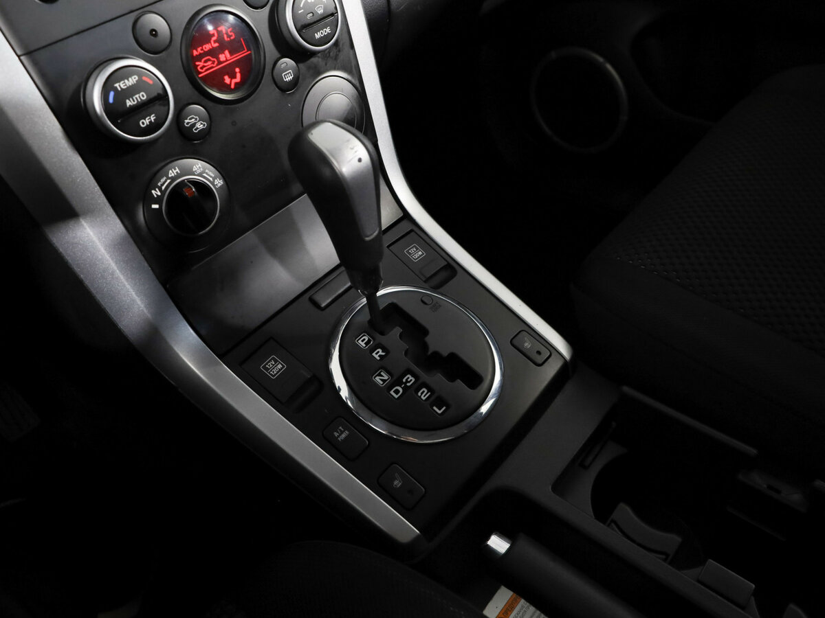 Suzuki Grand Vitara II Рестайлинг, 2011 Фото №15