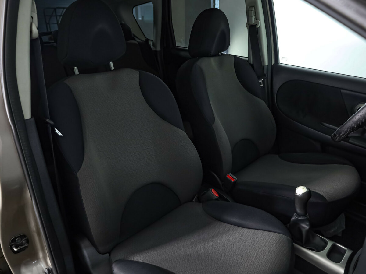 Nissan Note I Рестайлинг, 2010 Фото №18