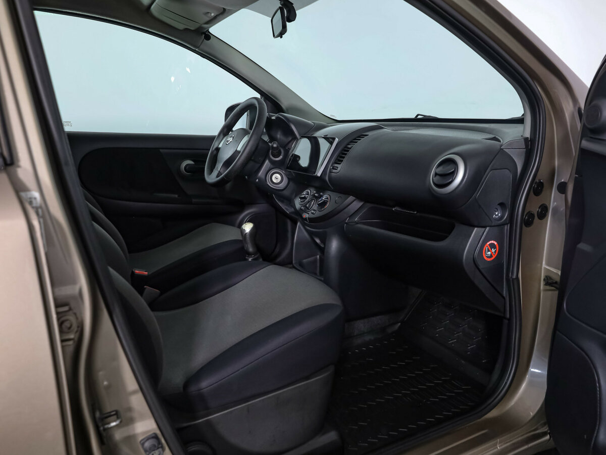 Nissan Note I Рестайлинг, 2010 Фото №19