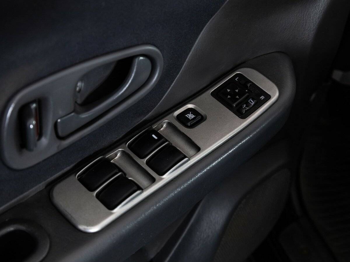 Mitsubishi Pajero Sport I Рестайлинг, 2008 Фото №13