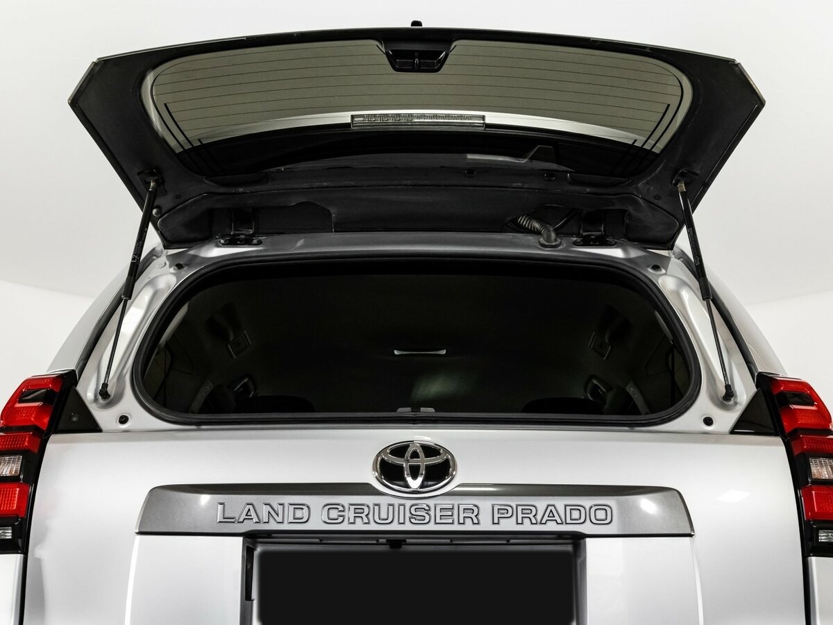 Toyota Land Cruiser Prado 150 Series Рестайлинг 3, 2023 Фото №28