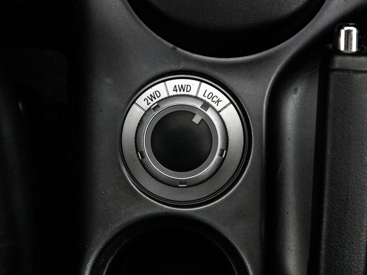 Mitsubishi Outlander II Рестайлинг, 2010 Фото №10