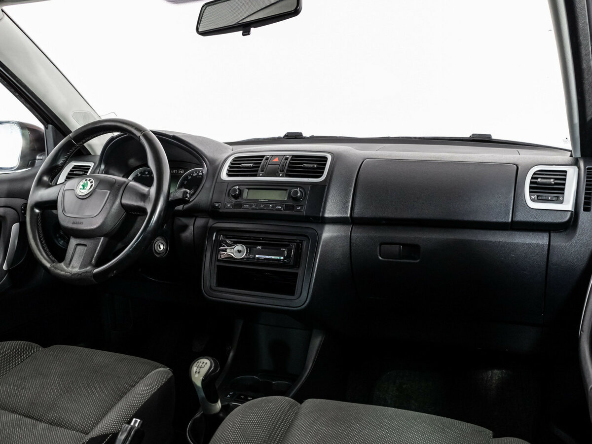 Skoda Fabia II, 2010 Фото №9