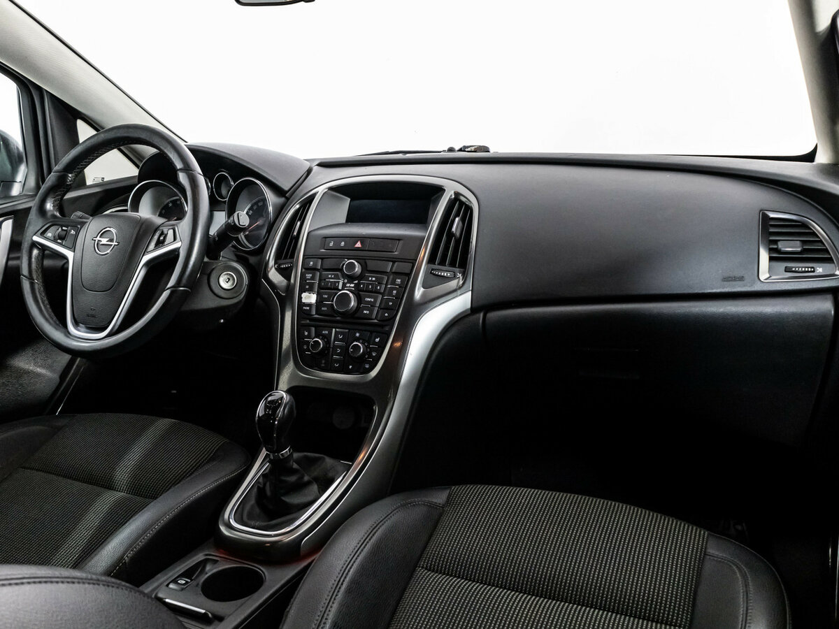 Opel Astra J, 2010 - 230 632 км. | Фото №7