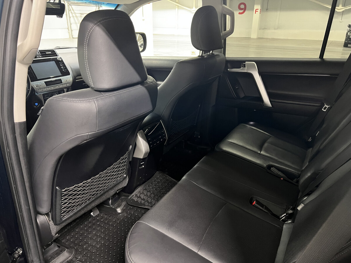 Toyota Land Cruiser Prado 150 Series Рестайлинг 2, 2017 Фото №12