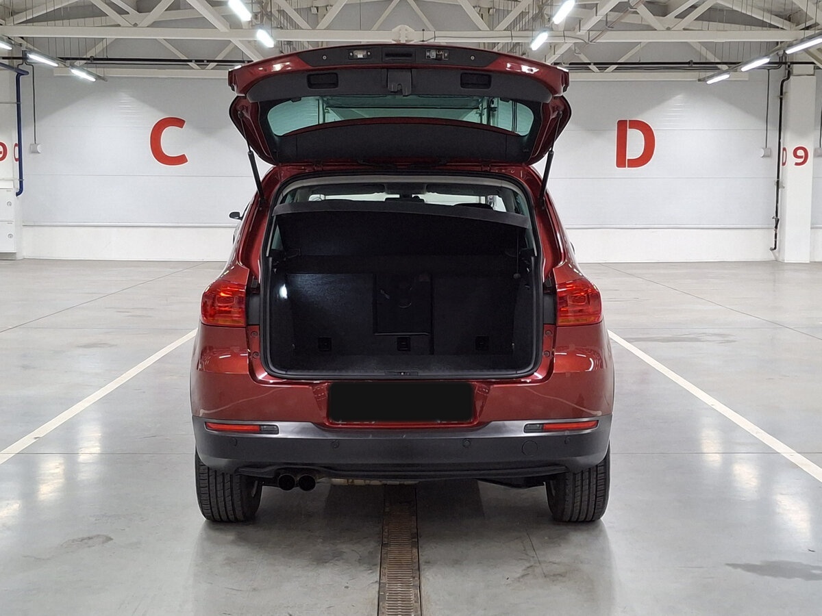Volkswagen Tiguan I Рестайлинг, 2011 Фото №10