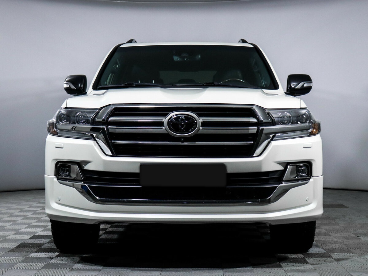 Toyota Land Cruiser 200 Series Рестайлинг 2, 2019 Фото №2