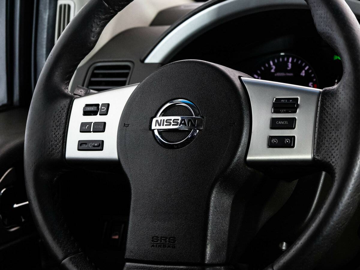 Nissan Pathfinder III Рестайлинг, 2010 Фото №9