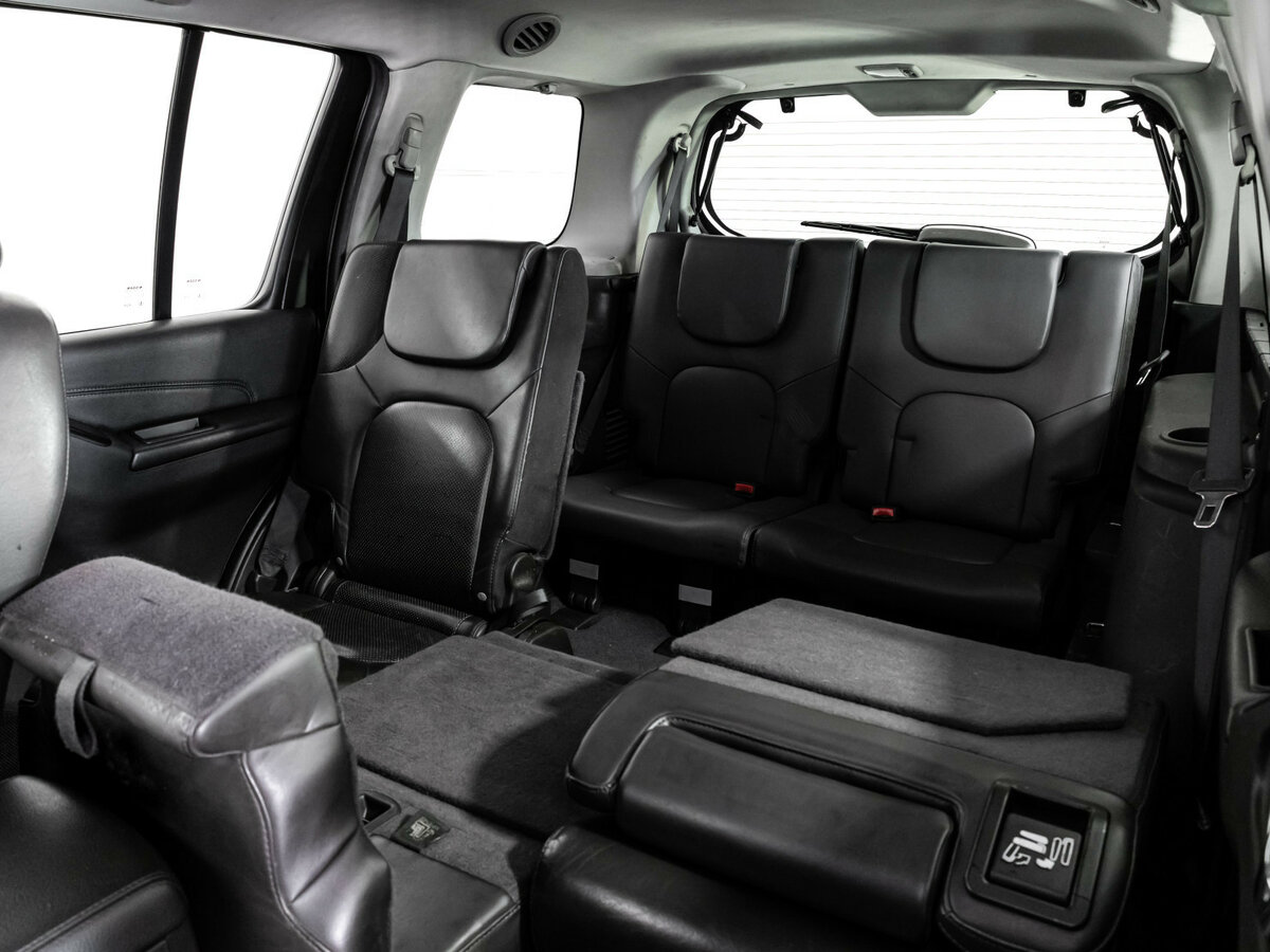 Nissan Pathfinder III Рестайлинг, 2010 Фото №18