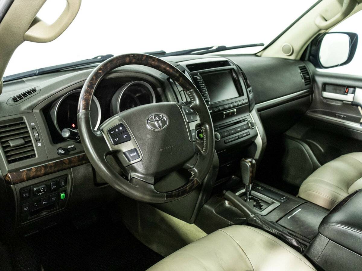 Toyota Land Cruiser 200 Series, 2009 Фото №9