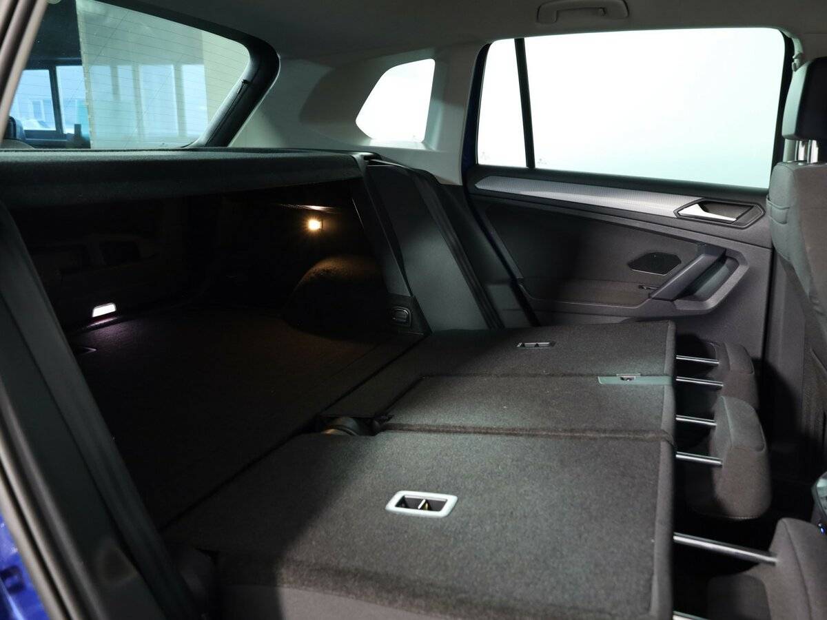 Volkswagen Tiguan II Рестайлинг, 2021 Фото №17