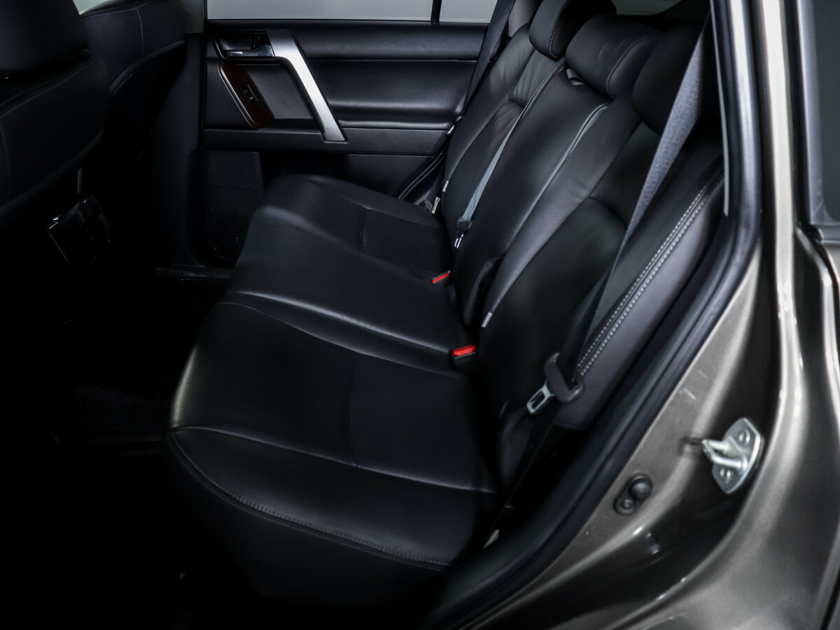 Toyota Land Cruiser Prado 6-speed 150 Series Рестайлинг 1, 2015 Фото №7